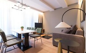 Old Town Apartments By Staynnapartments